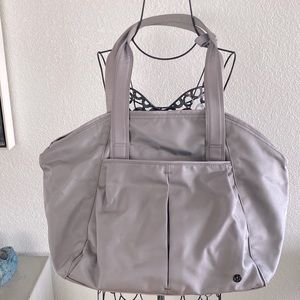 Lululemon Sport duffle